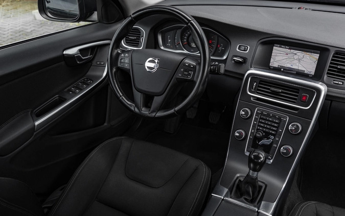 Volvo S60 cena 39900 przebieg: 234506, rok produkcji 2013 z Ostrowiec Świętokrzyski małe 781